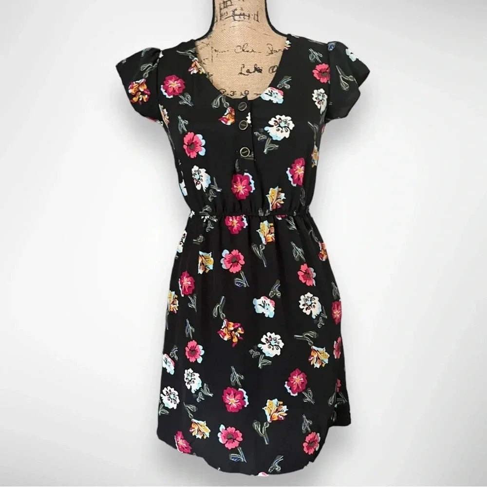 TUCKER FOR TARGET Women's Black Floral Flutter Sleeve Mini Dress XS‎ | EUC
